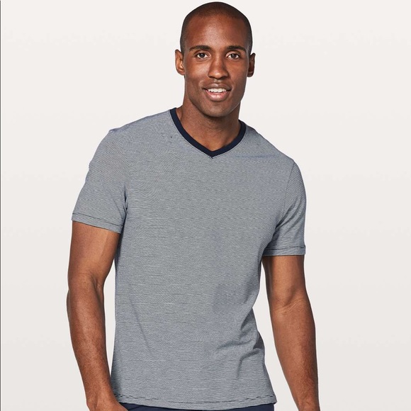 lululemon athletica Other - Lululemon 5 Year Basic V